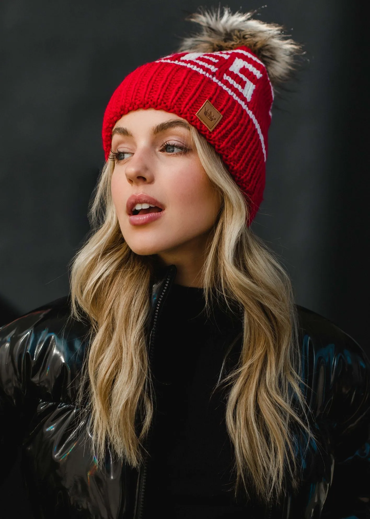 Apres Pom Pom Beanie - Red