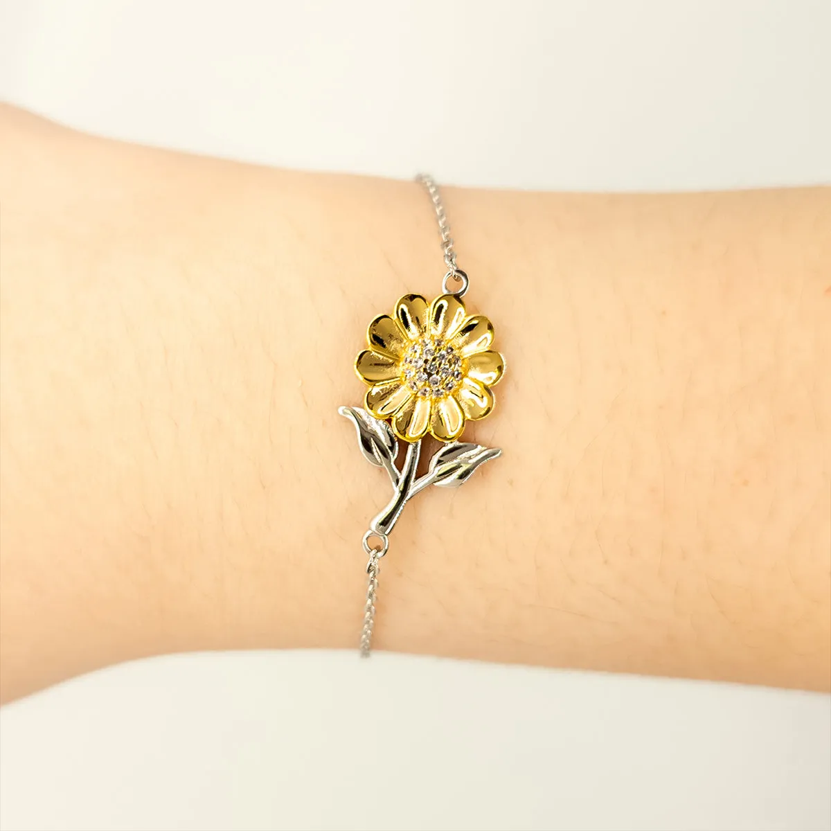 Badass Administrative Assistant Gifts, I'm Administrative Assistant not a magician, Sarcastic Sunflower Bracelet for Administrative Assistant Birthday Christmas for  Men, Women, Friends, Coworkers