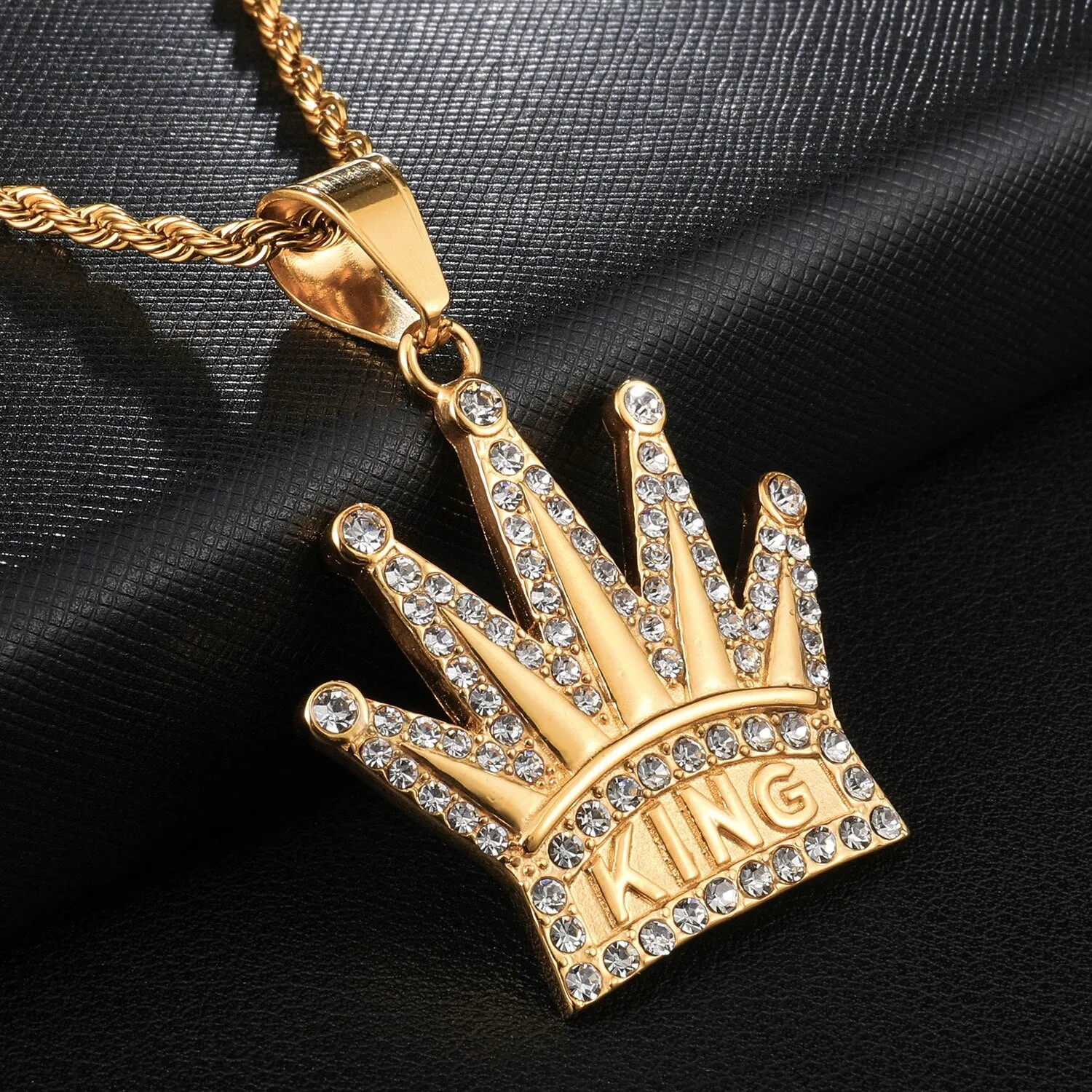 Hip Hop Jewelry King Crown Enamel Pendant Necklace with Rhinestone in Gold Color