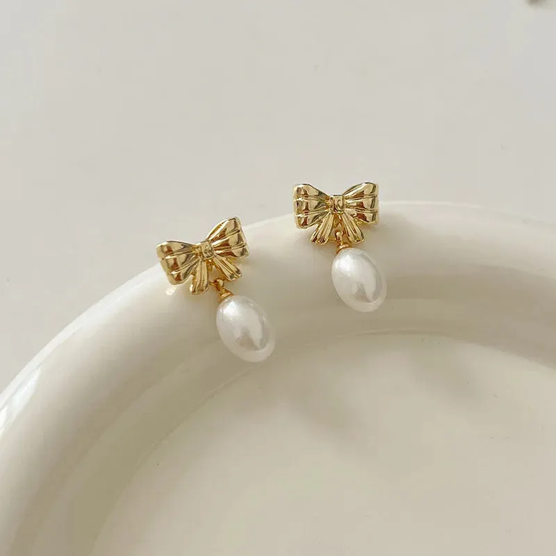 TAVIMART  -  Stylish and Trendy Pearl Earrings for Women Fashion Jewelry Gifts