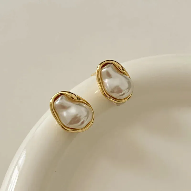 TAVIMART  -  Stylish and Trendy Pearl Earrings for Women Fashion Jewelry Gifts